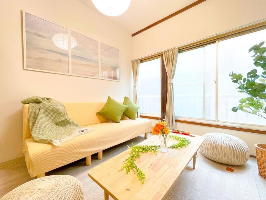 Sushi Apartment
